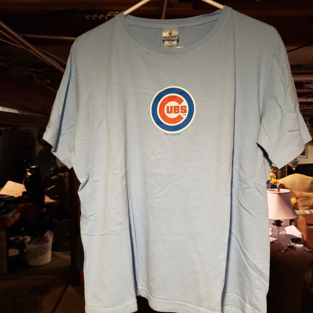 Women's Cubs t-shirt